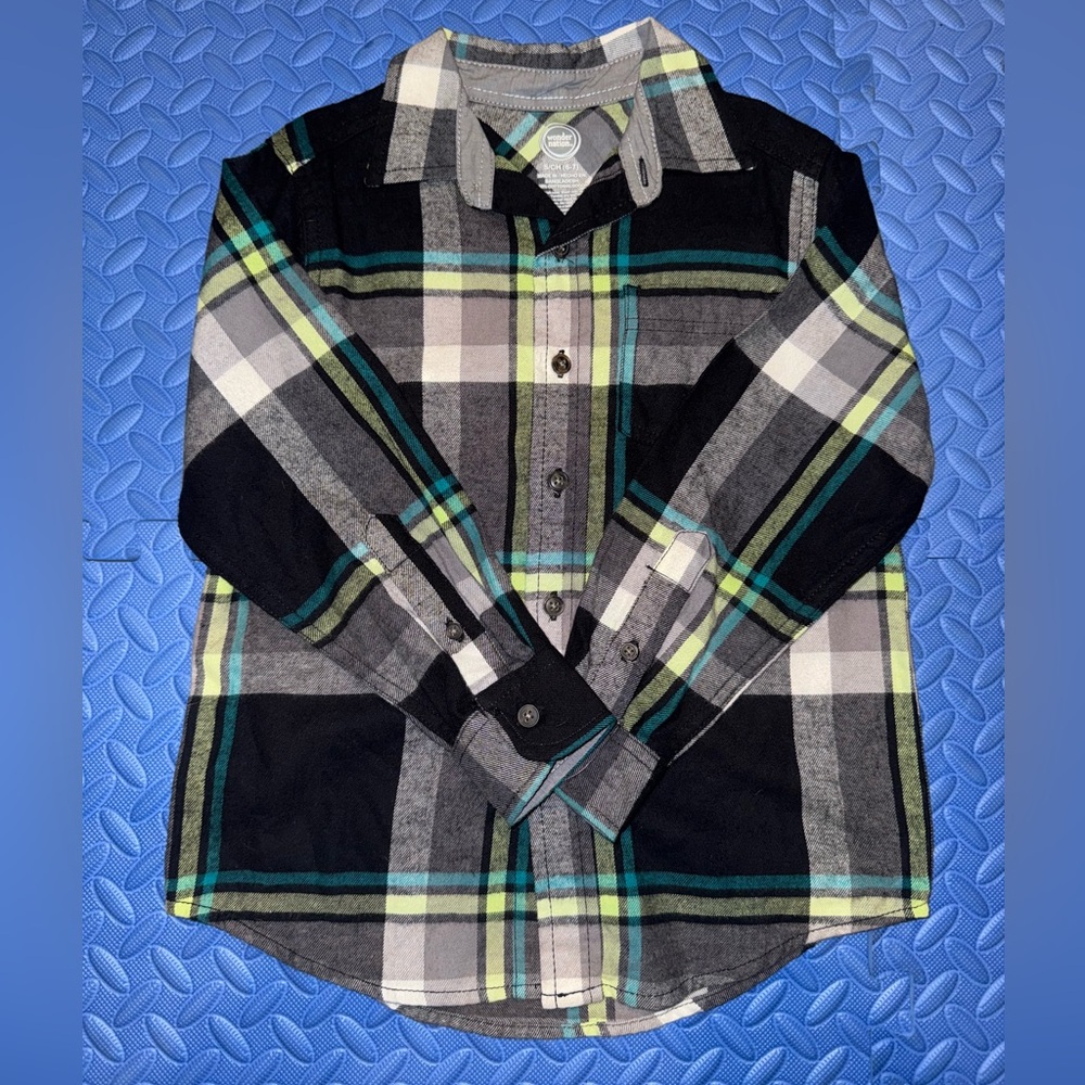 Wonder Nation Black and Green Plaid Button Down Shirt